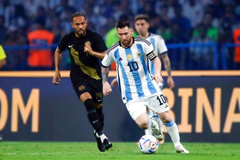 ¿Cuál es el jugador con más partidos en la historia de Argentina?